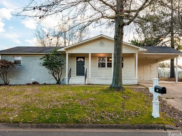 803 W Childress St, Morrilton, AR 72110