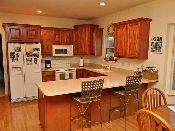 3rd image of 10196 E Lippincott Blvd