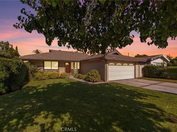 12929 Lull St, North Hollywood, CA 91605