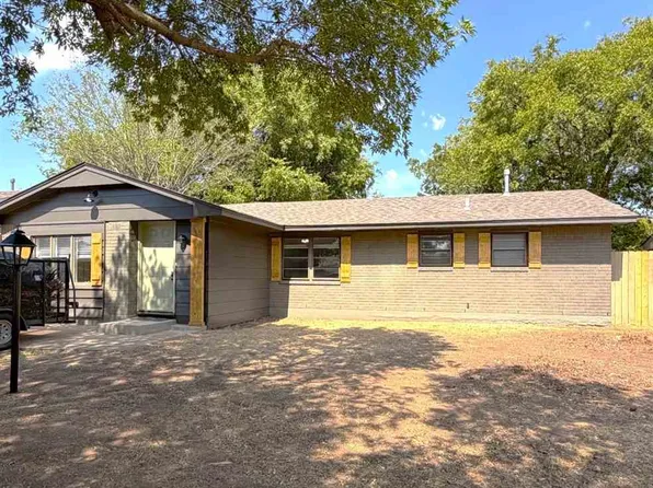 118 NE Angus St, Lawton, OK 73507