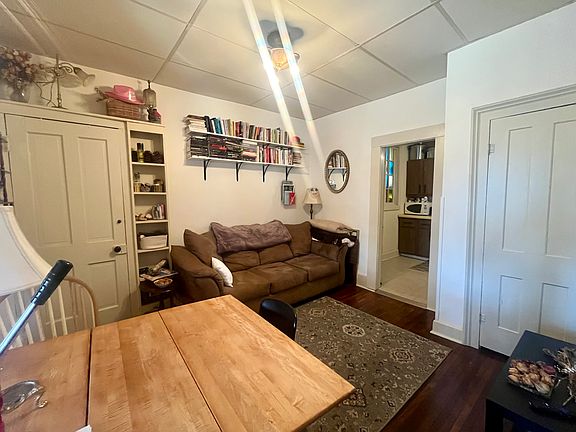 5th image of 223 E 1st St #3