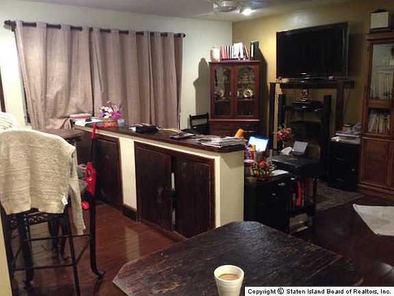 3rd image of 126N Cassidy Pl
