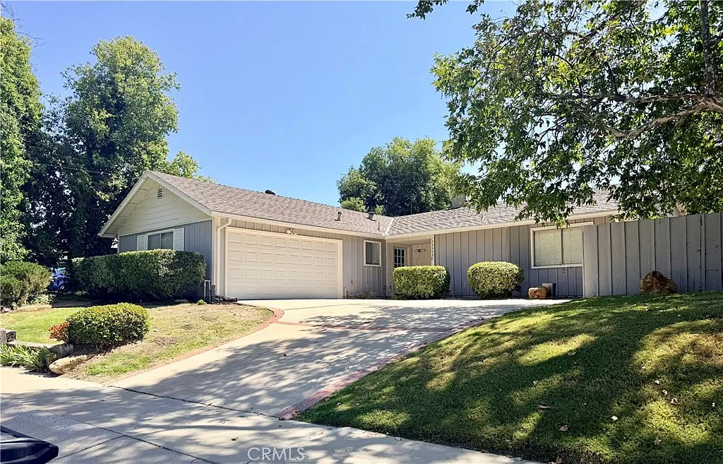 3 bed, 1835 sqft, $5,200 — Photo 1