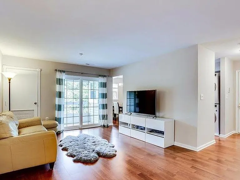 8399 Montgomery Run Rd #H — Photo 9