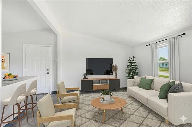2 bed, 1.0 bath, 1000 sqft, $1,300 — Photo 4