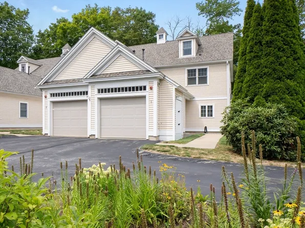 201 Central St Unit 1, Georgetown, MA 01833