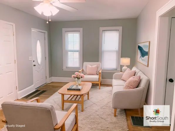 954 Sigsbee St SE, Grand Rapids, MI 49506
