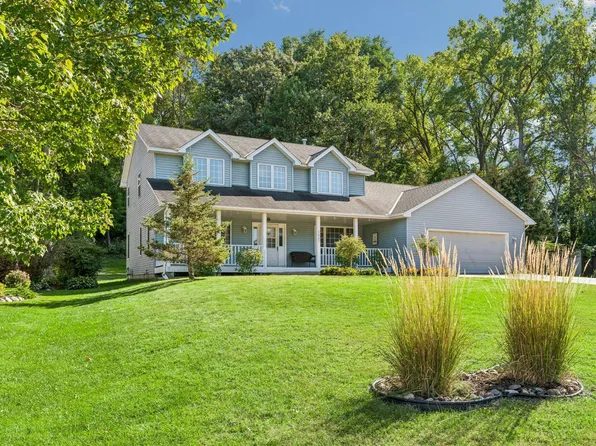 5027 Forest Glen Ct, Savage, MN 55378