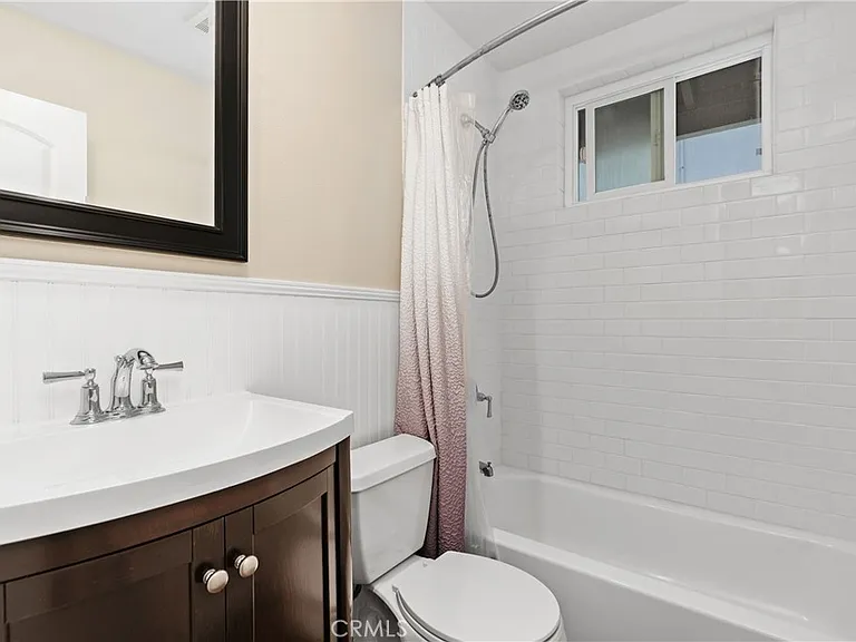 11792 Winton St — Photo 23