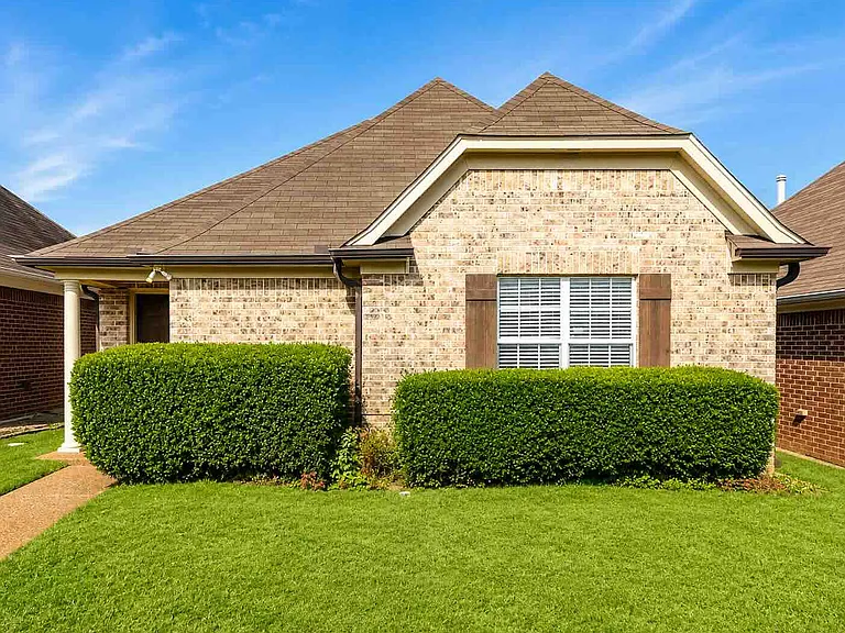 931 Carina Pass — Photo 1