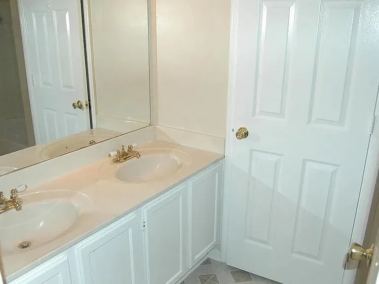 106 Gentlebrook Rd — Photo 4