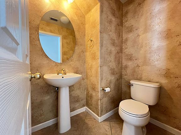 3rd image of 6383 Almaden Way