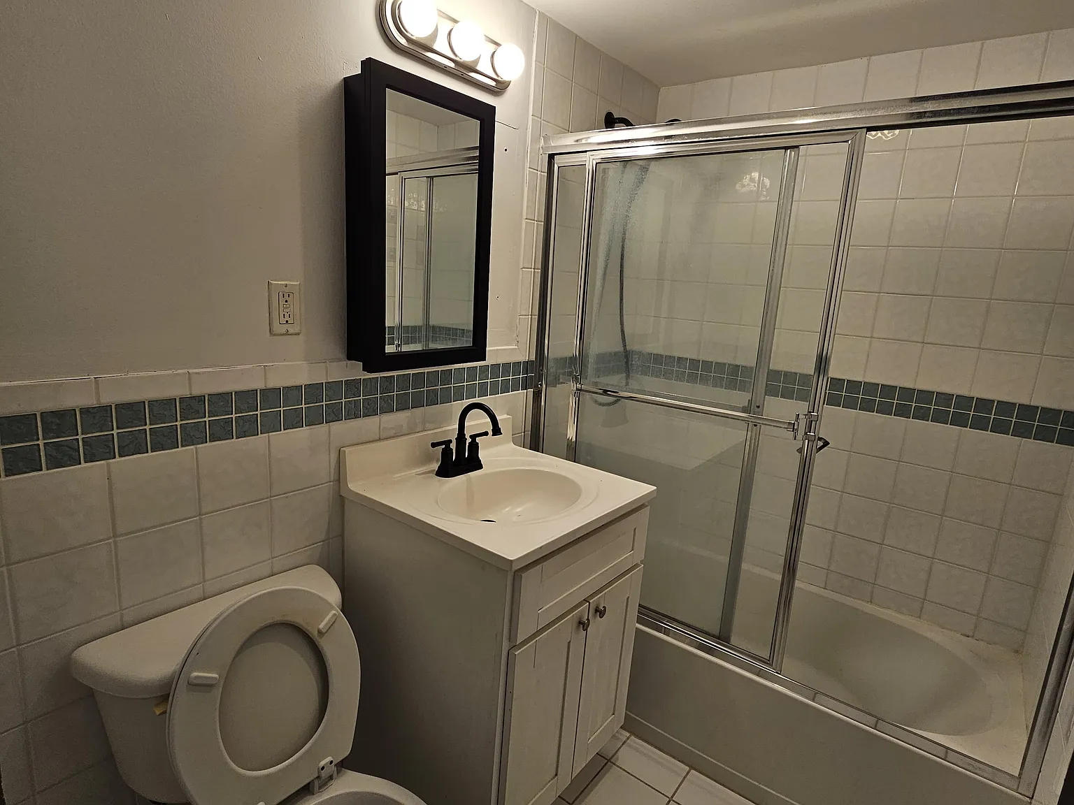 Studio, 450 sqft, $1,450 — Photo 2