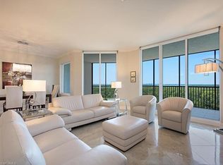 23850 Via Italia Cir APT 606, Estero, FL 34134