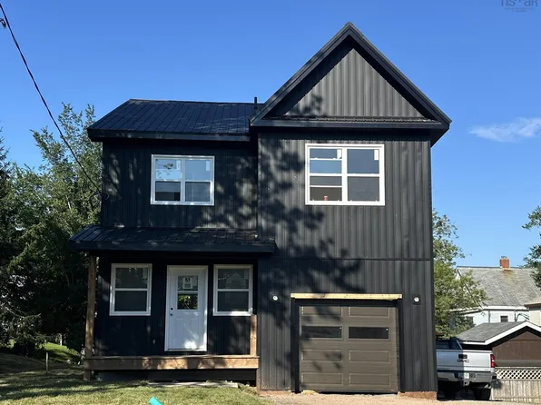 138 Pleasant St, Truro, NS B2N 3R7