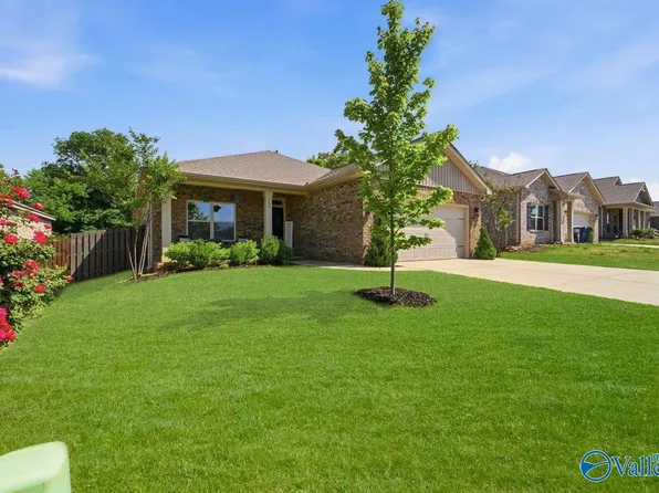 169 Heritage Brook Dr, Madison, AL 35757