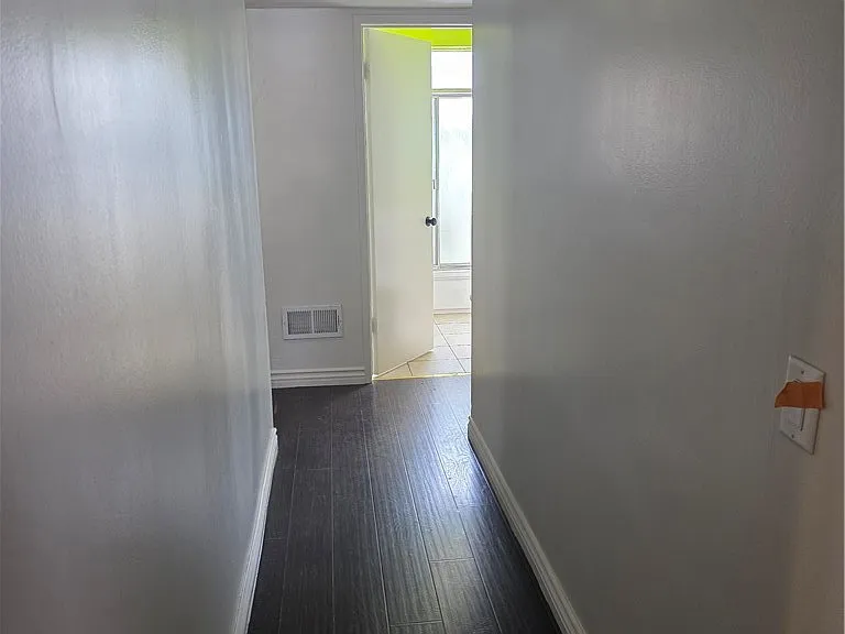 766 E Pillsbury St — Photo 4