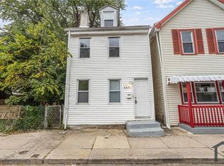 448 Saint Mary St, Burlington, NJ 08016