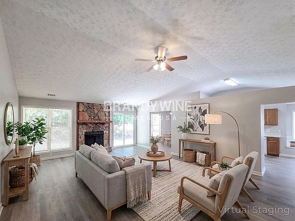 2nd image of 5900 Homestead Cir