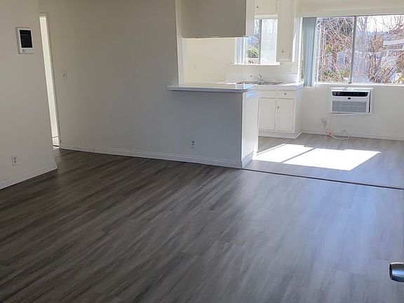 2nd image of 20356 Cohasset St APT 25