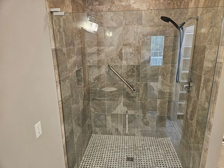 3214 Philmont Dr — Photo 18