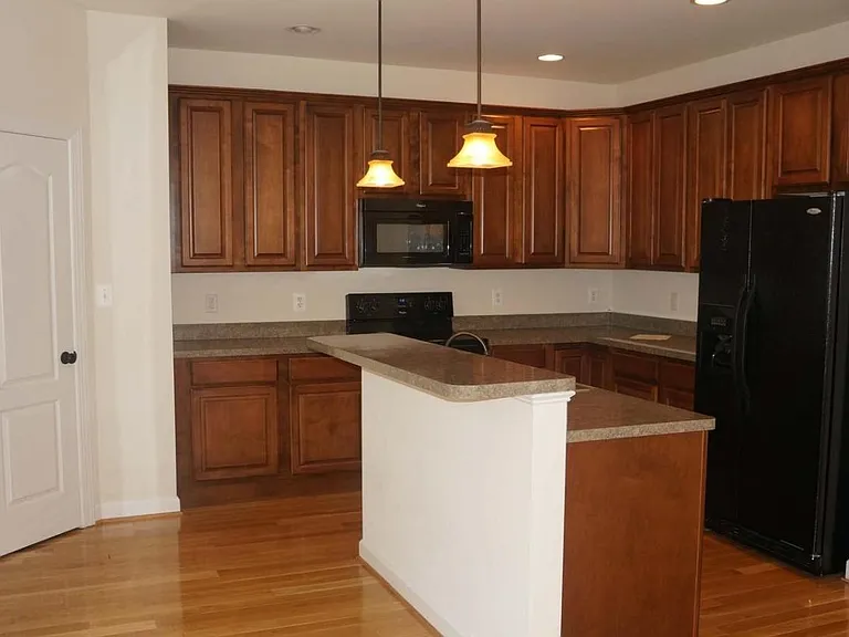 5228 Pan Tops Dr — Photo 8