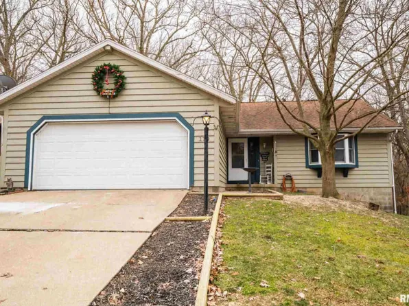 110 Yates Rd, Marquette Heights, IL 61554