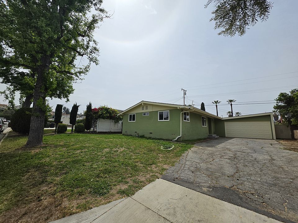 1st image of 1745 Armington Ave