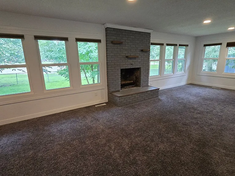 2122 California St — Photo 14