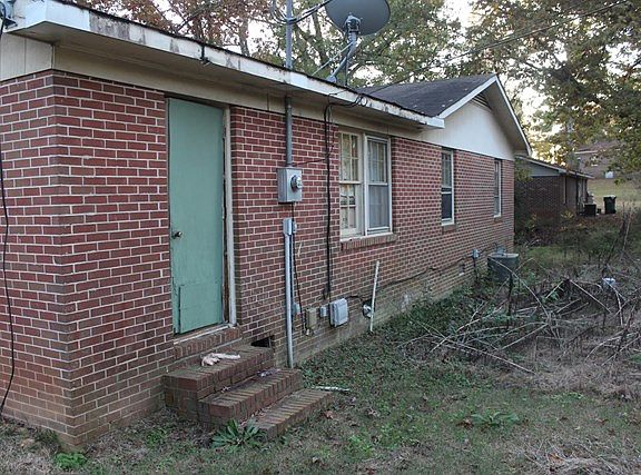 5th image of 315 Windmill Cir