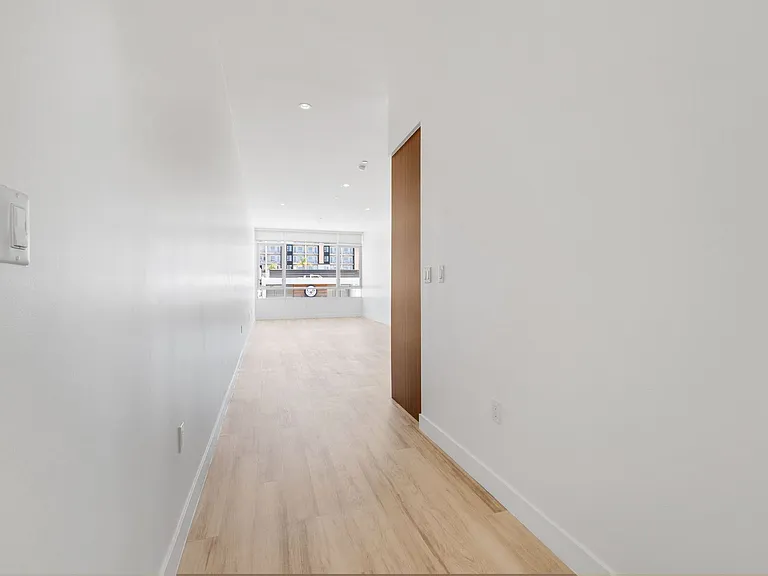 Uptown Lofts — Photo 93