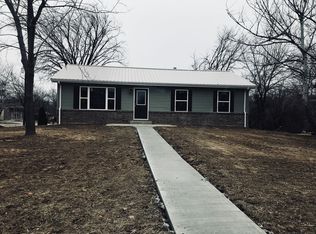 1105 Chippewa Dr, Fulton, MO 65251