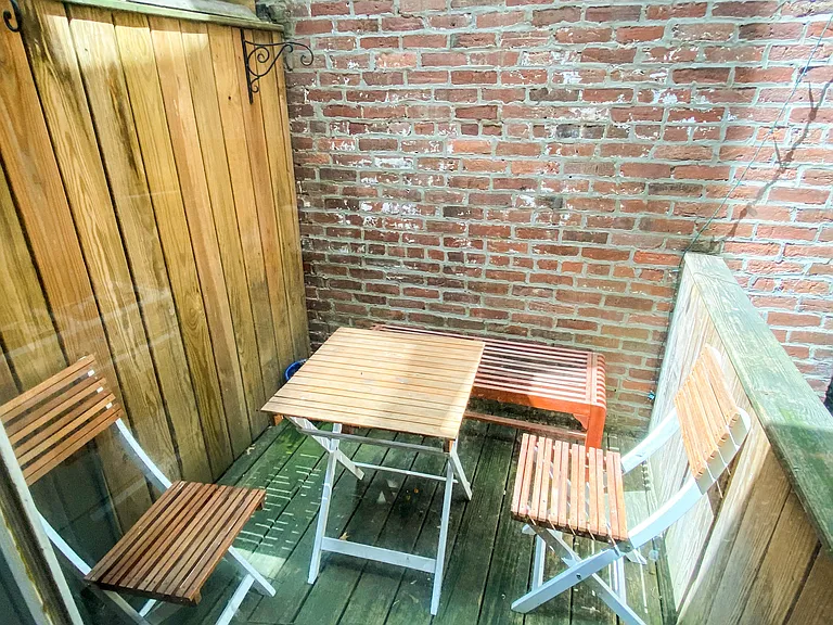 10 Wiget St #2 — Photo 2
