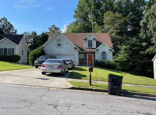 558 Fielding Ct, Fayetteville, GA