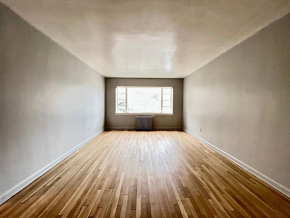2nd image of 716 Sanford Ave #5C