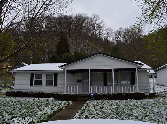 2nd image of 1202 Lakeview Ave