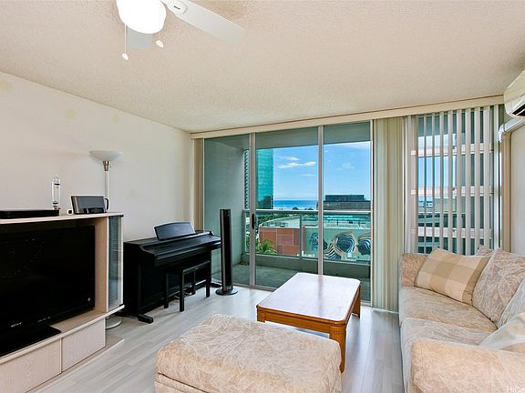 5th image of 1133 Waimanu St APT 1004