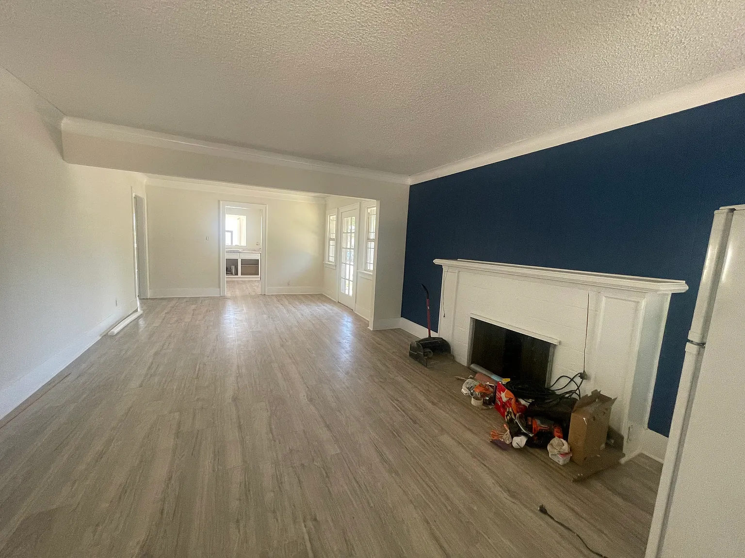 2 bed, 1196 sqft, $3,600 — Photo 3