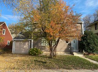 18 9th Ave NW, Rochester, MN 55901