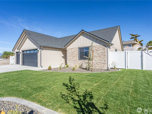 839 NE Tyler Place, East Wenatchee, WA 98802