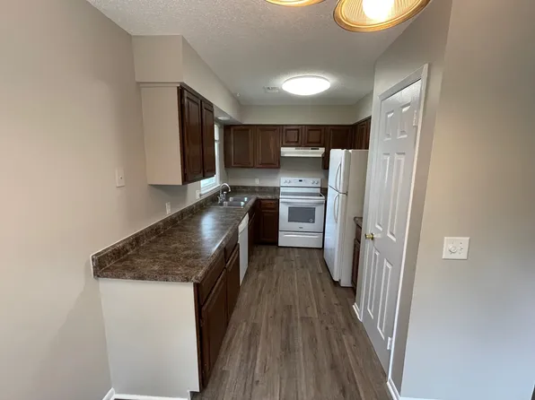 802 SE 10th St, Des Moines, IA 50309