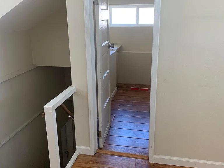 691 E Del Mar Blvd — Photo 10