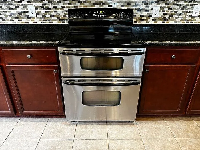2532 Oxmoor Blvd SW — Photo 19