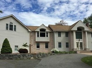 8 Putnam St, Middleton, MA 01949