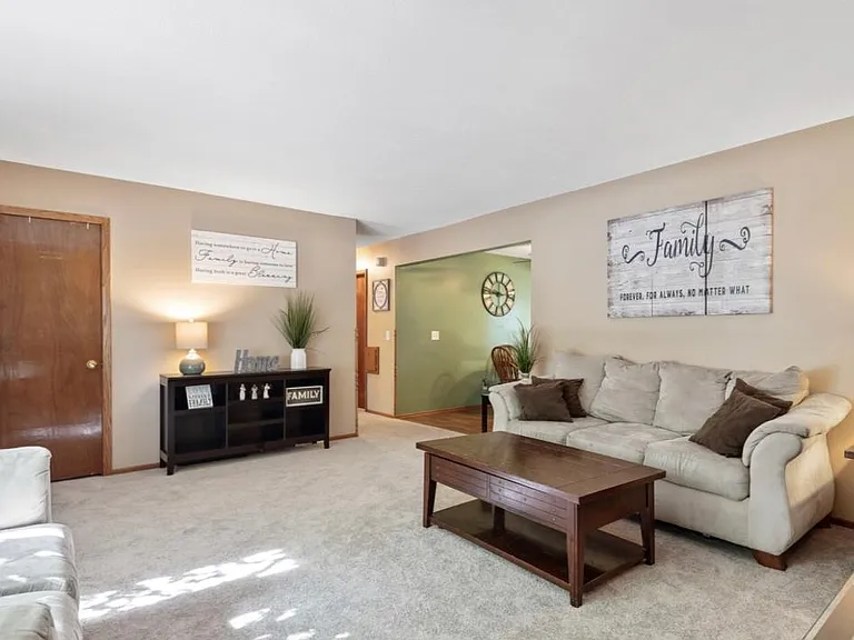 10216 Washburn Cir S — Photo 11