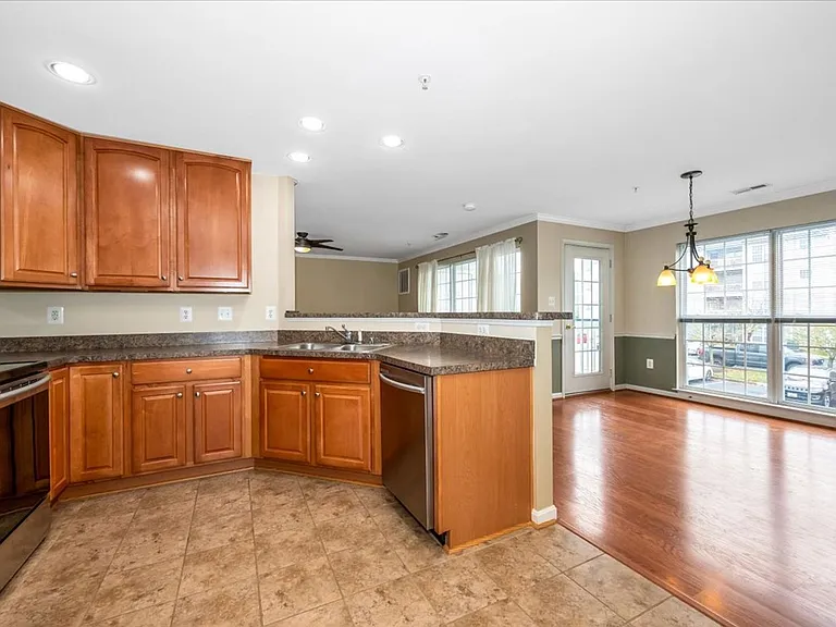 2501 Hemingway Dr #2A — Photo 12