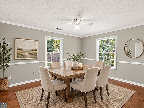 3rd image of 65 Hillock Ct