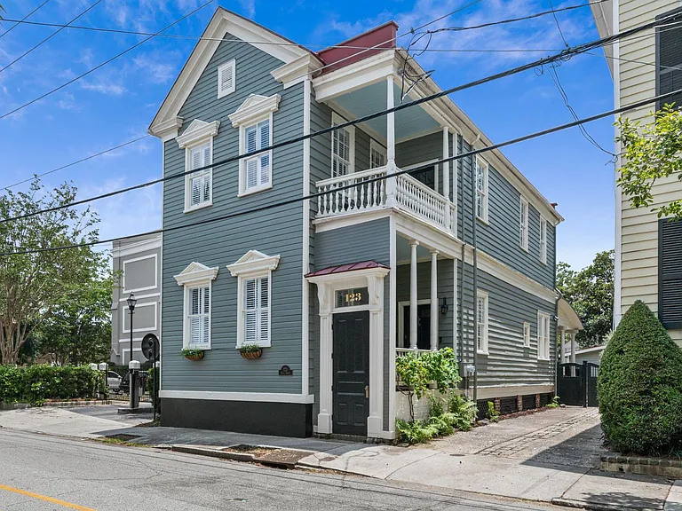 123 Queen St — Photo 4