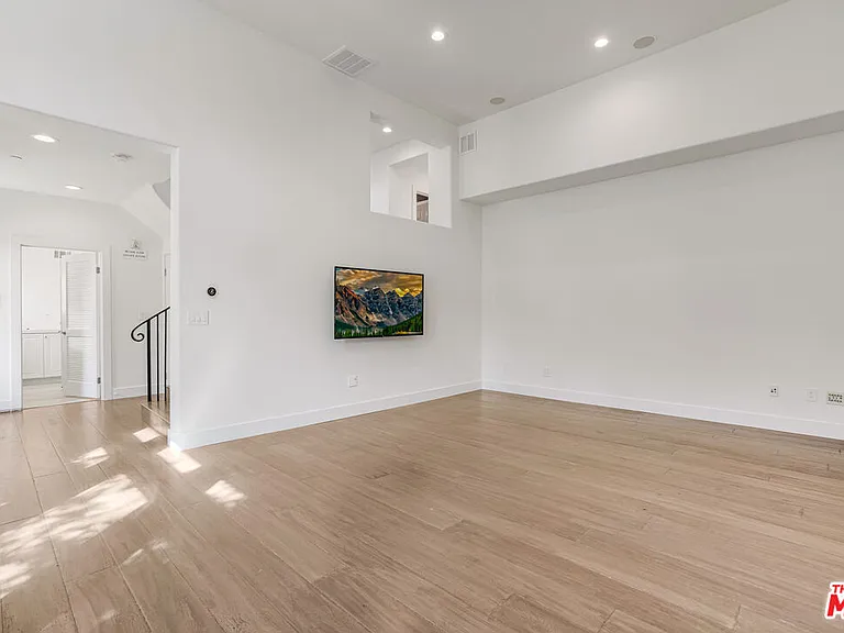 5744 Celedon Crk — Photo 6
