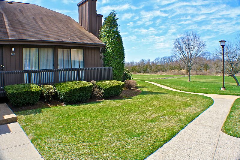 1st image of 247 Kingsberry Dr